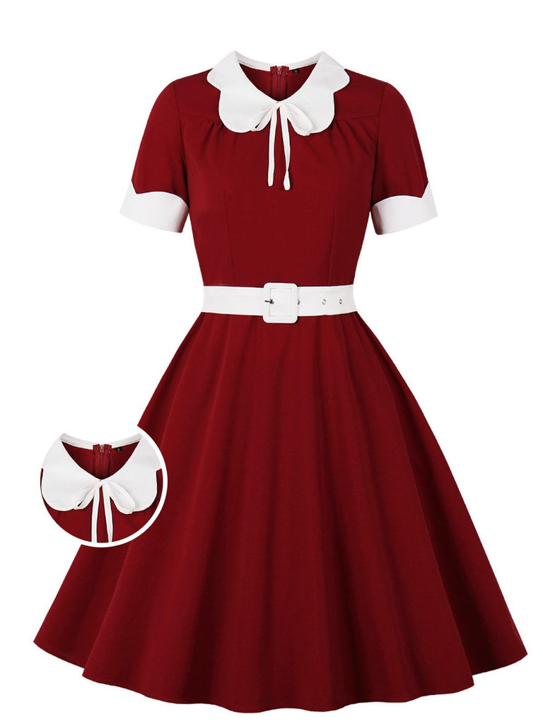 Vestito rosso con cintura in tinta unita anni '50